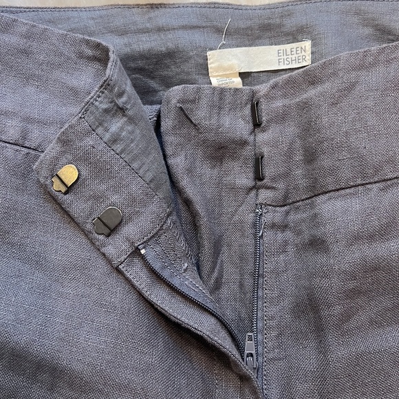 Eileen Fisher Grey Linen pant, wide-leg, zipper & hook in the front, size 6 - Picture 8 of 12